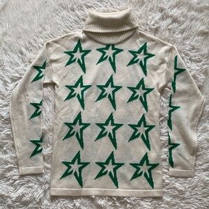 Perfect moment star dust ski sweater in white/ green star
